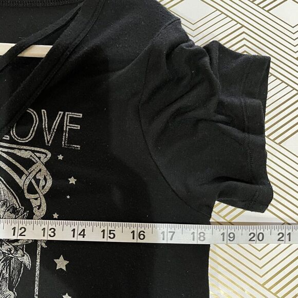 Express One Eleven Womens Skull T‎ Shirt Size XS  Criss Cross V Neck Grunge Goth - Picture 5 of 6